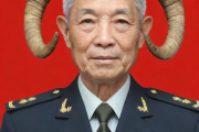 张廷玉生辰八字，张廷玉属什么